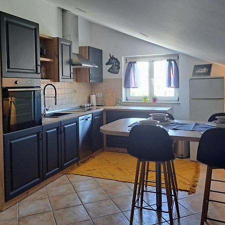 Ferienwohnung Battistella'S Near The Sea Rovinj Exterior foto